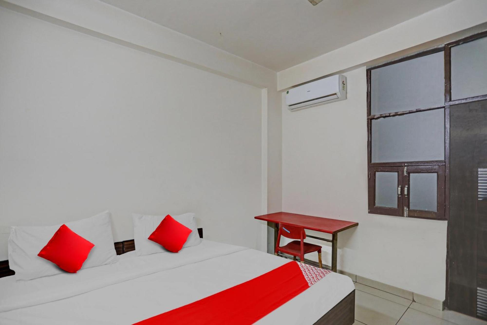 Hotel O Vrinda Residency ノイダ エクステリア 写真