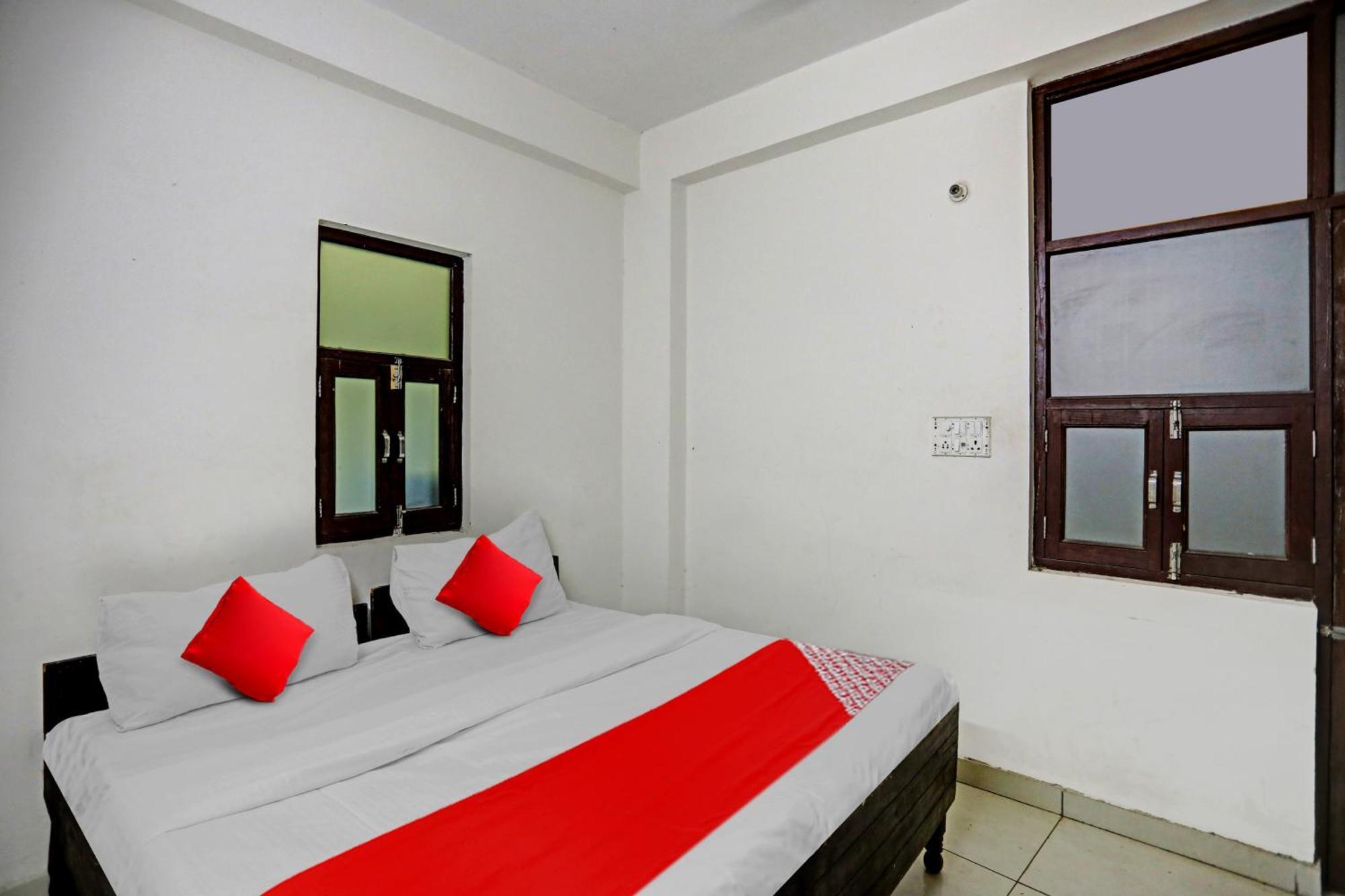 Hotel O Vrinda Residency ノイダ エクステリア 写真